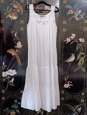Women's White Sleeveless Cotton Tiered Night Gown with Lace Straps